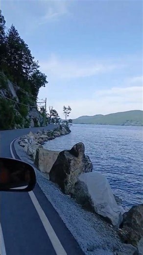 Driving Newfound Lake (Alexandria and Hebron)