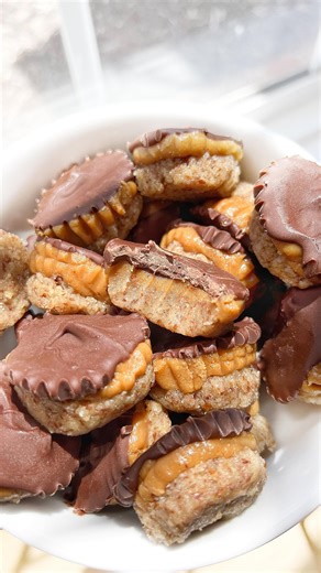 917K views · 2.1K reactions | No-Bake PB Chocolate Cookie Cups...