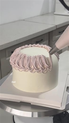 cake decoration tutorial use noodle nozzle #cake #princesszeelsoni #recipe #cakedesign