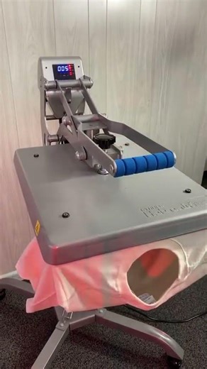 Screen Print in Under 10 Seconds!