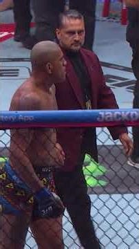 the sound of this punch! 👀 #ufcshorts