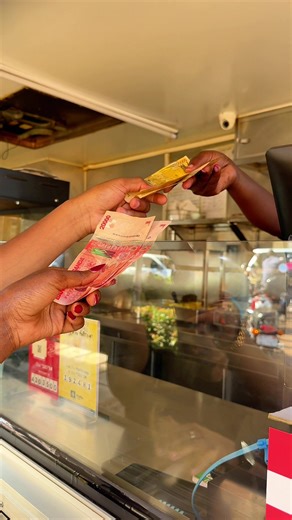 Understanding Gender Roles in Dining Etiquette