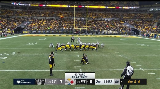 Chris Boswell's 43-yard field goal attempt is pulled wide left