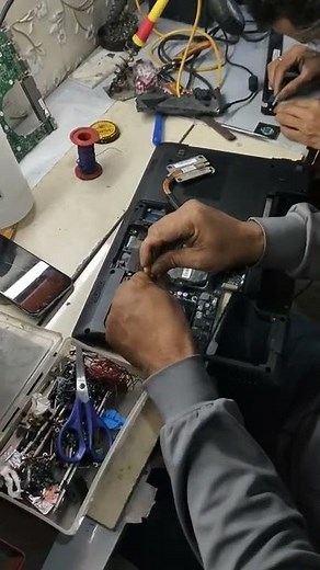 How to remove CPU from laptop and replace it with new CPU? how to change CPU in laptop?