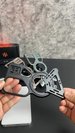 Stylish Metal Phone Cases for Modern Tech Lovers