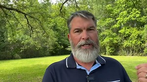 27K views · 378 reactions | 13 INVESTING MISTAKES TO AVOID IN REAL ESTATE  Don’t let these common investing mistakes cost you! Learn what to watch for when buying and investing in real estate. #buyingrealestate #investinginrealestate #investingtips #realestateadvice #propertyinvestment #financialfreedom #realestatetips #smartinvesting #wealthbuilding #realestatemistakes | Wayne Turner | Facebook