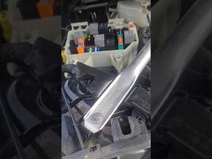 Mercedes c class w205 air suspension air-matic relay & fuse location