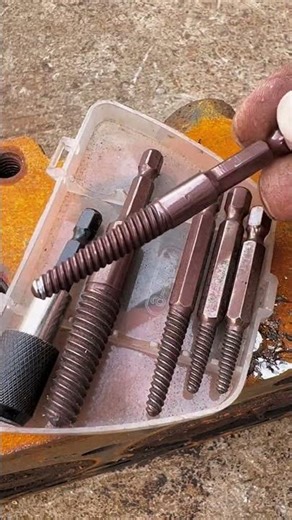 Broken head screw extractor #Good tools to share #Slip screw extractor