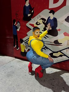 2.1M views · 44K reactions | ‼️Mi disfraz de MINION RIVERA fue un exito ‼️ #minions #MinionSexy #JenniRivera #cesarleon #halloween2024 | Cesar león | Facebook