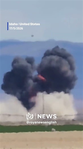 Two US fighter jets collide during air show, both crash