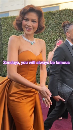 She's an icon, she's a legend, she is the moment 👏 Get ready for more moments like this when Live from E!'s Golden Globes red carpet coverage kicks off Sunday at 6ET/3PT on E! | E! Entertainment