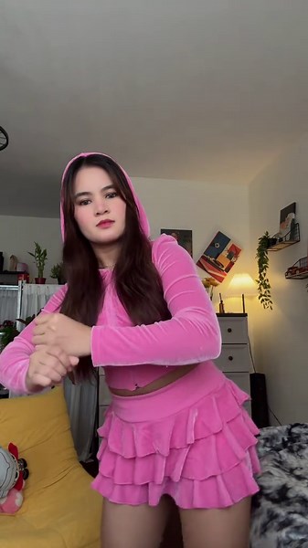 Doll Dances to the Beat in My Favorite Pink Outfit