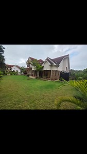 4-Bedroom Modern Villa for Rent – Rosslyn | UN Approved | USD 3,800 This stunning modern 4-bedroom all-ensuite villa offers luxurious living in one of Nairobi’s most secure and prestigious addresses. Located within a UN-approved gated community, the home features bright open spaces, premium finishes, and perfect functionality for family living. Property Features UN-approved gated community 4 bedrooms, all ensuite Modern design with high-quality finishes Spacious, naturally well-lit living and di