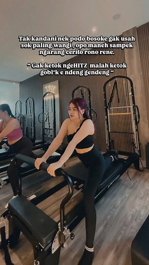 DINAR PUSPITA 🤍 on Instagram: "Paham ndeng gendeng , biyuh jian tenan sampek jantungen aku ki …"