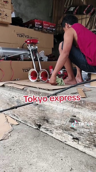 Explore Tokyo Express: A Unique Journey with Jijiworks