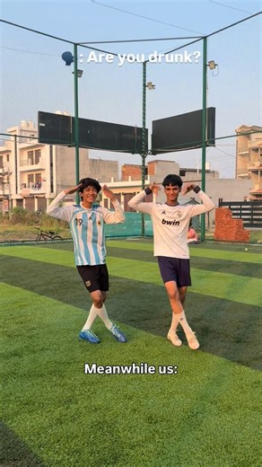 @bhavesh.matela on Instagram: "All you need is pahadi gaano me vibe krne vale dost😝🫶 location- @the_pinnacle_hub (original content)🦾"