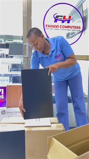 HP E24 G5 FHD Monitor – 23.8” 🟢 Display: 23.8” IPS, FHD (1920×1080), 75Hz, 5ms GtG, Anti-glare 🟢 Brightness / Contrast: 250 nits, 1000:1 (Static), 8M:1 (Dynamic) 🟢 Viewing Angles: 178° H / 178° V 🟢 Color: sRGB 99%, Factory calibrated (6500K), 16.7M colors 🟢 Panel Bit Depth: 8-bit (6-bit FRC) 🟢 Bezel / Stand: 3-sided borderless, Tilt -5°~ 23°, Swivel ±45°, Pivot ±90°, Height 150 mm, Detachable, VESA 100×100 mm 🟢 Connectivity: DisplayPort 1.2, HDMI 1.4, 4×USB-A (1 charging), 1×USB-B hub 🟢 