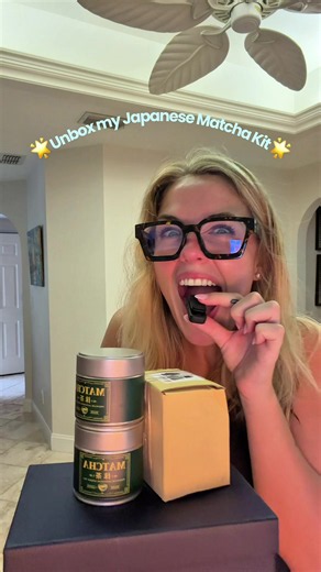 Unboxing my NEW Japanese matcha kit !!!🌟🍵🌟🍵 #matcha #unboxing #japan