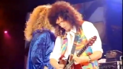 17K views · 392 reactions | QUEEN & ROBERT PLANT's live performance for "Crazy Little Thing Called Love". | Frequência Modular | Facebook