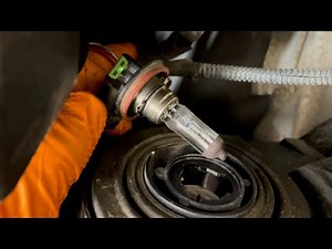 2011-2020 Toyota Sienna Low Beam Halogen Headlight Bulb Replacement Instructions