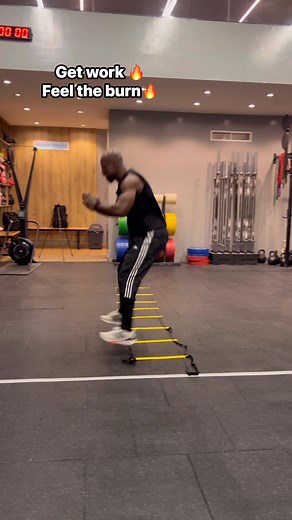 Workout that will make you burn 🔥 lots of calories #fblifestyle #cardio #hiit #athlete #boxing #personalgrowth #glutenfree #fridayevent #fitnessmotivation | Francis Cleland Dodoo