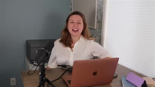 5.8K views · 1K reactions | In this video, I teach you common reductions and patterns you will find in connected speech. Please note that I teach American English as I am a native speaker from California, USA. Please let me know if you like this lesson and if you would like me to do more like this. Your feedback is super valuable and appreciated. Thank you!! Get the study guide that goes with this video: https://englishfulltime.com/friends-study-guide | Stefanie, The English Coach | Facebook