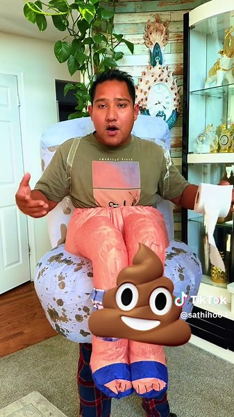 Creative Toilet Seat Costume Ideas for Halloween