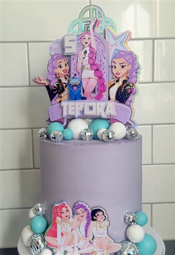K-pop Demon Hunters: Celebrate with a Birthday Cake