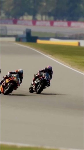 WHEEL-TO-WHEEL BATTLE! ⚔️ Jorge Martin Vs Pedro Acosta at Czech GP | MotoGP 26