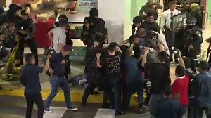 WATCH: Authorities tackled and pinned down the Greenhills hostage-taker after giving him time to speak to the media. The suspect released all hostages before talking about supposed exploitation of mall security personnel. "Pinayagan muna natin siya na magsalita sapagkat 'yun naman ang talagang kaniyang kanina pa hinihiling," San Juan City Mayor Francis Zamora said. "At kita ninyo naman nung nagsasalita siya kumalma na rin eh. Kung base pa lang sa usapan namin kanina ang gusto niya lang mangyari 