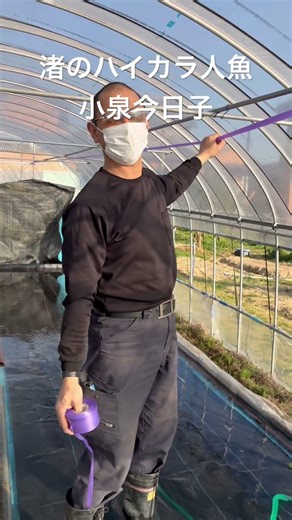 Putting away your sunshade becomes dramatically easier with just one piece of plastic string!