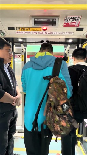 ￼九巴ATSE14 RU2731@11B 落車門開關過程￼