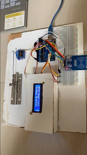 “RFID Smart Door Lock | Arduino Uno Project 🔐🚪”