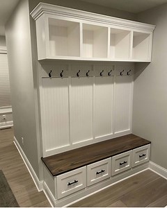 New York Handmade Mudroom Bench: Style Hall Tree With Shoe Cubbies (4-section) - Etsy