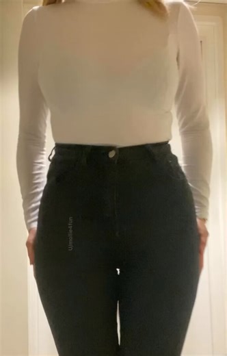 📸Work flashing @PrincessMollie6📸Break time at work !!Please ❤️, RT & Follow her!https://t.co/4wlLMGtgexEnjoy !More Flashing https://t.co/KWnmf6bxL4#exhibitionist #workflash #publicexposure #officeflash #upskirt #FlashingFun