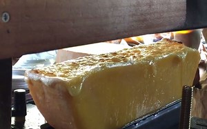 英国伦敦街头美食-大份量大满足烤芝士奶酪