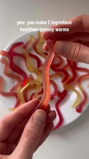 these 2 ingredient gummy worms are gluten free, dairy free, and refined sugar free! they’re so easy to make and so versatile. ingredients: •1 1/4 cups fruit juice of choice •3 tbsp grass fed beef gelatin instructions: 1. add your fruit juice to a saucepan then sprinkle the gelatin on top. let it sit for 5-10 minutes to bloom. 2. once the gelatin has bloomed, transfer to the stove and heat over medium-low heat for several minutes, stirring frequently until the gelatin has dissolved. once dissolve
