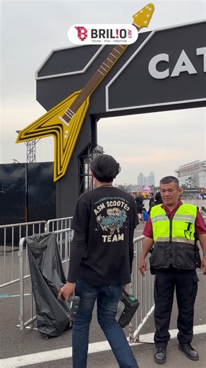 14K views · 45 reactions | Recap Muse Live in Jakarta — 19 September 2025. 朗 Sobri, siapa yang kemarin nonton Muse Live in Jakarta? ‍♀️ Dari awal sampe akhir concert, crowd + visual + sound tuh literally perfect combo. Thanks Muse, you turned a normal Friday night into something legendary  #MuseLiveinJakarta #MuseJakarta #Brilio #Brilionet #BrilionetPartnership #BrilioPartnership #BrilioPartnership2025 | Brilio | Facebook