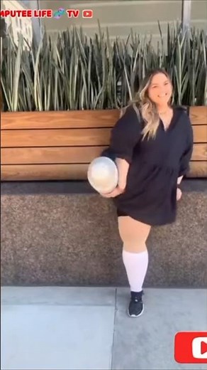 Beautiful amputee lady thriving life | one-legged #limbloss