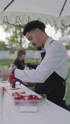 Make a Strawberry Wedding Mocktail with Us! #mocktail #mocktailrecipes