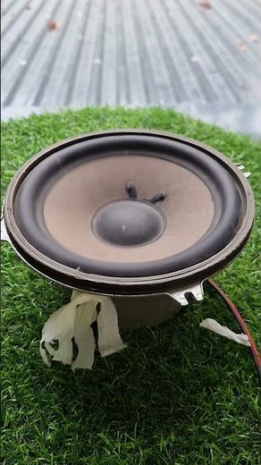 Extreme Subwoofer Test 29-Inch CRT TV Vibrations! #basstest #bass #nghia