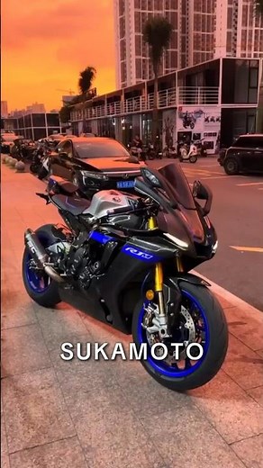 Rate this R1M 1-10! 🔥 Pure crossplane sound. 🔊​Yamaha R1M Carbon. Masterpiece. 🔥​#Shorts #r1m