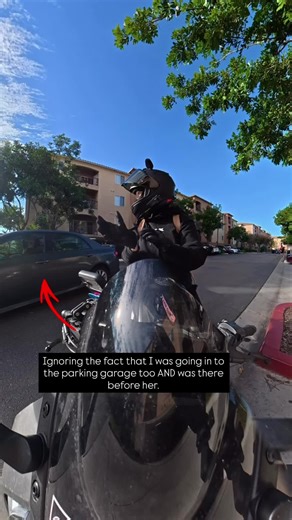 Clown of the Week: Hilarious Neighbor Encounter