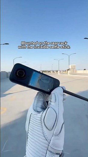The Best Mounting Setup for Moto Vlogs | Insta360 X5