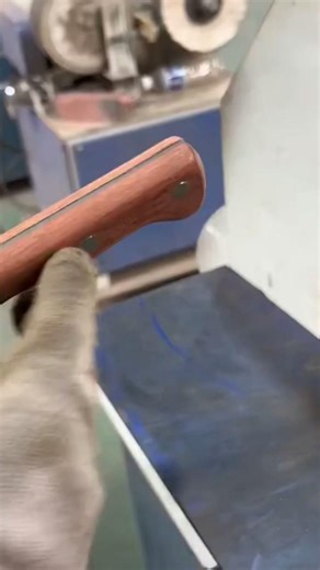 One special-shaped tube polishing