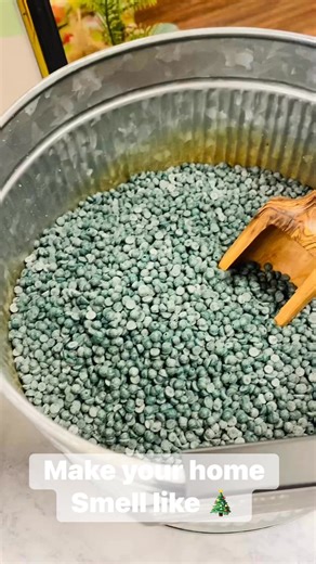 The tree is up, presents wrapped, now for the smell of 🎄. Stop in and create a candle that you can light, pour favorite drink and sit back and enjoy all of the hard work that went into decorating the tree! Open 10-6 Friday, 9-5 Saturday and 12-3 Sunday! | Martin House Gifts