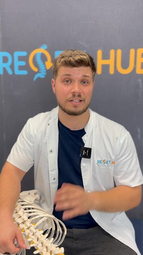 377K views · 4K reactions | ❗️IATĂ DE UNDE POT VENI AMEȚELILE TALE � De multe ori, pornesc din cervicală.�Postura greșită, tensiunea musculară și blocajele nervoase pot afecta echilibrul, circulația și chiar respirația. ✅De asta începem mereu cu evaluarea posturii și eliberarea tensiunilor din zona gâtului. Dacă te confrunți cu amețeli fără explicație, poate e momentul de o Resetare. | Vali Bobu | Facebook