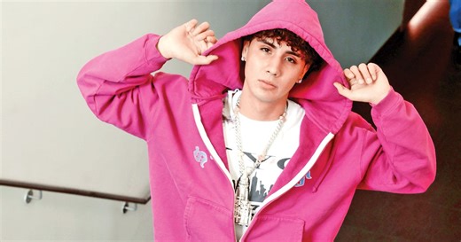 DannyLux resurge con ‘Leyenda’; del robo total al álbum más íntimo y ambicioso