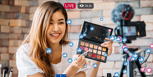 Live Commerce: How Streaming Is Transforming Shopping