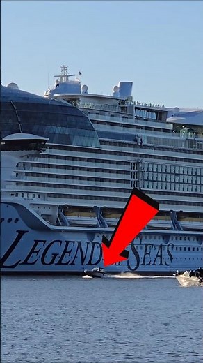 This Ship Is MASSIVE 😳🚢